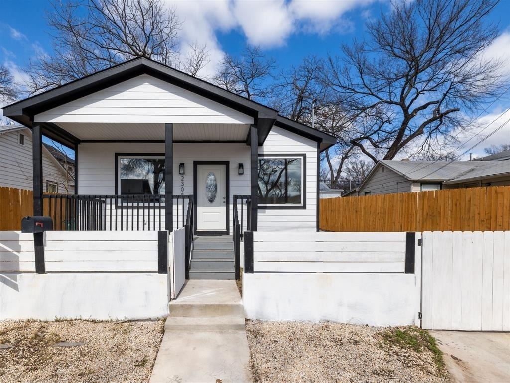 2308 Santa Maria St - Photo 1