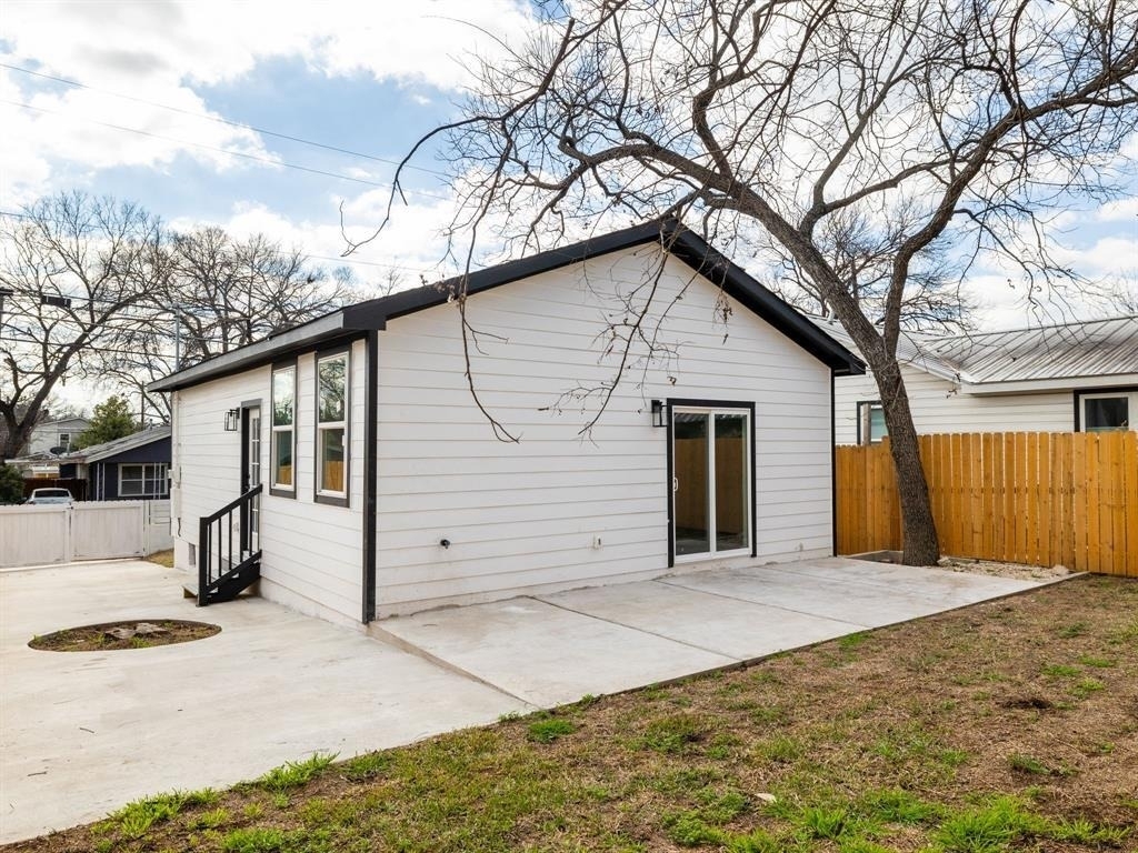 2308 Santa Maria St - Photo 20