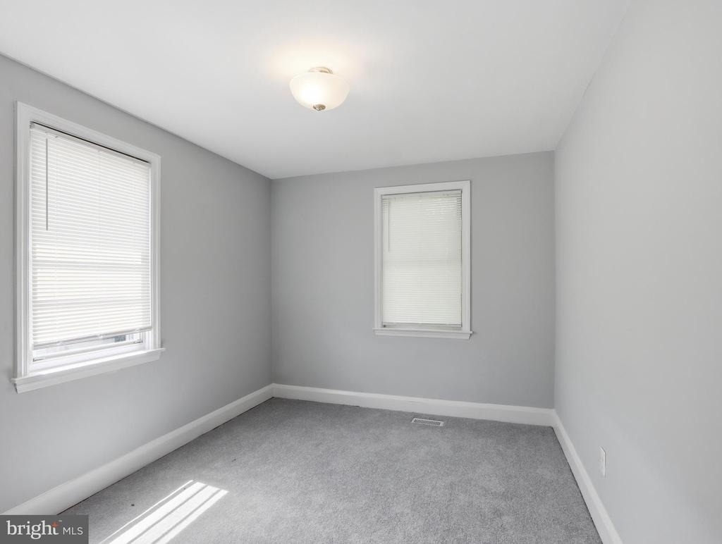 5112 Crosswood Avenue - Photo 18
