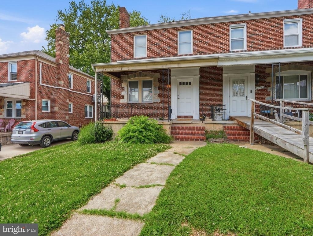 5112 Crosswood Avenue - Photo 3