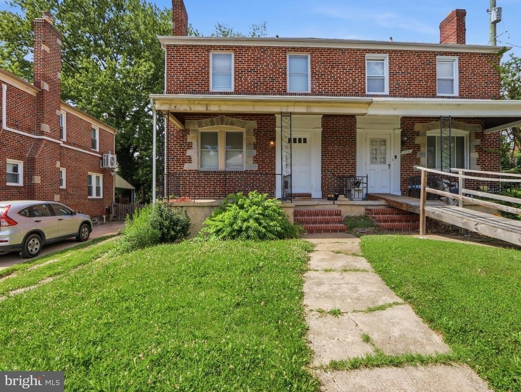 5112 Crosswood Avenue - Photo 1