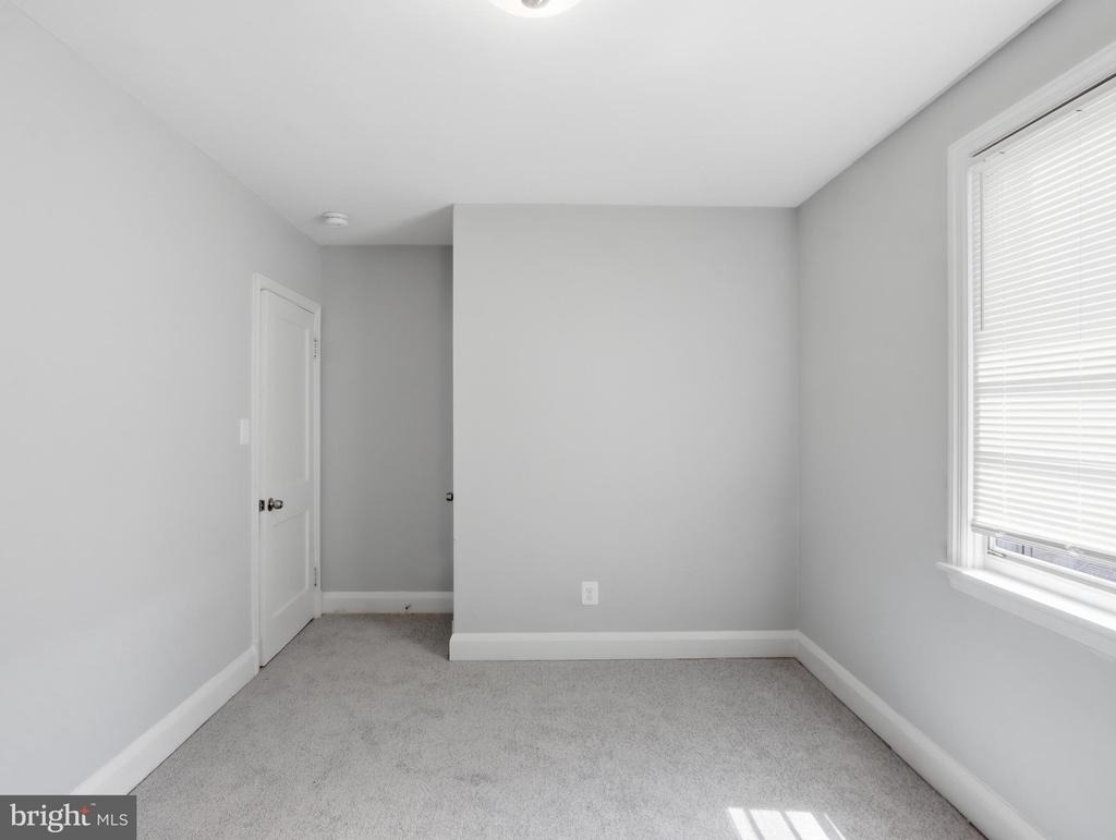 5112 Crosswood Avenue - Photo 19