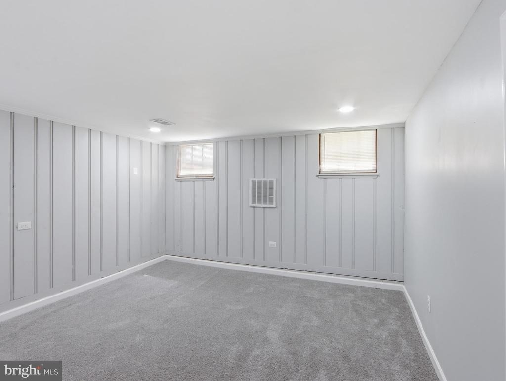 5112 Crosswood Avenue - Photo 13