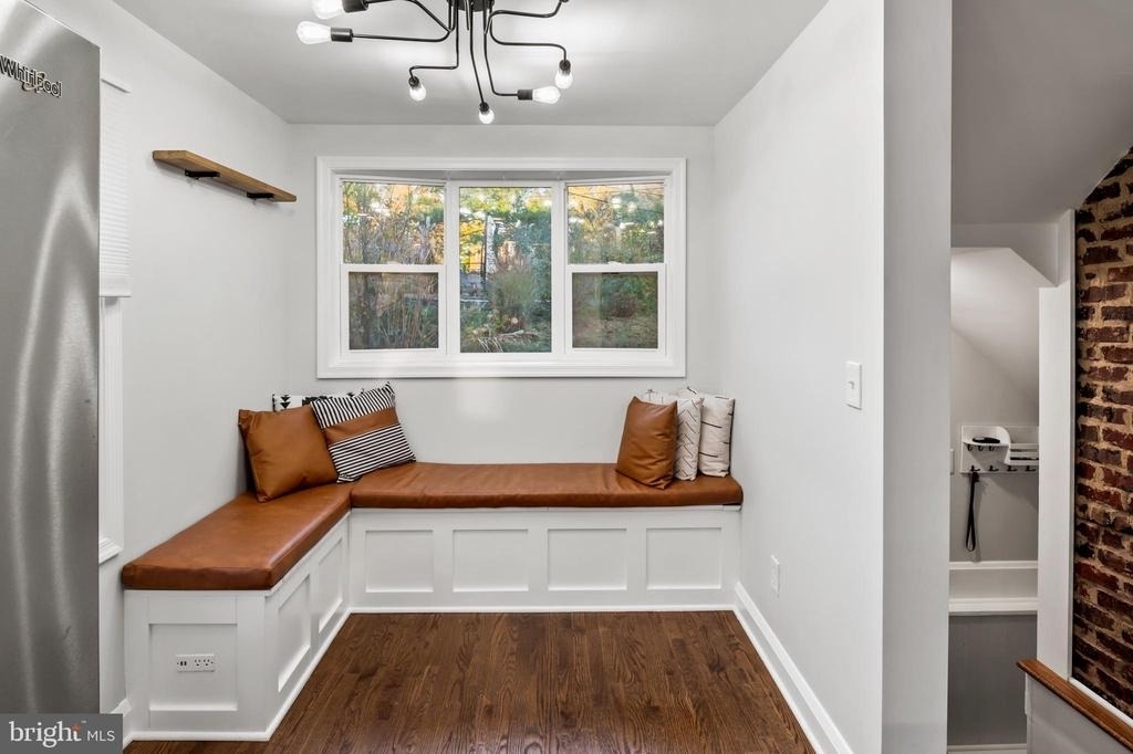 5911 Brackenridge Avenue - Photo 7