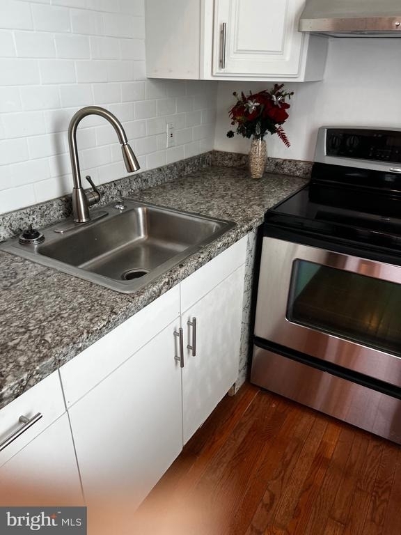 5906 Benton Heights Avenue - Photo 3