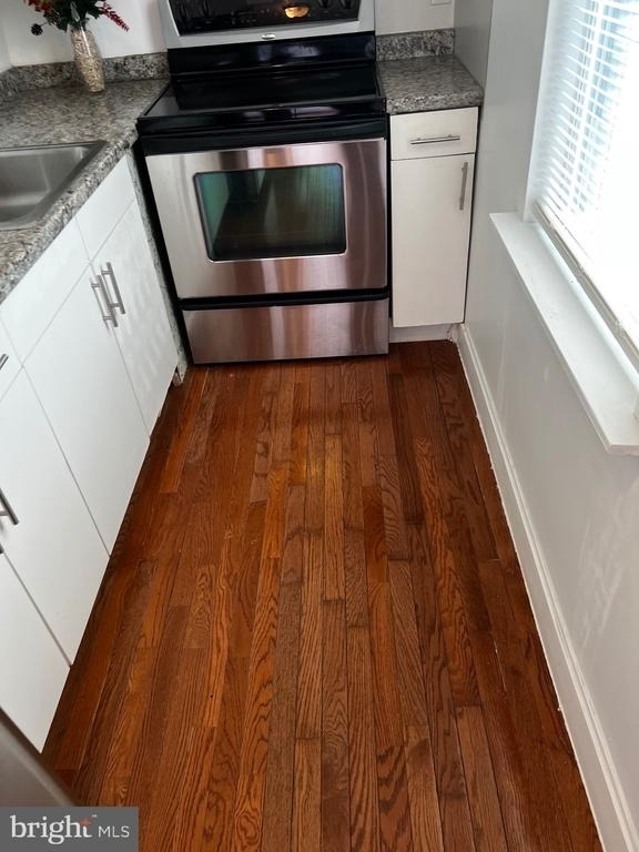 5906 Benton Heights Avenue - Photo 5