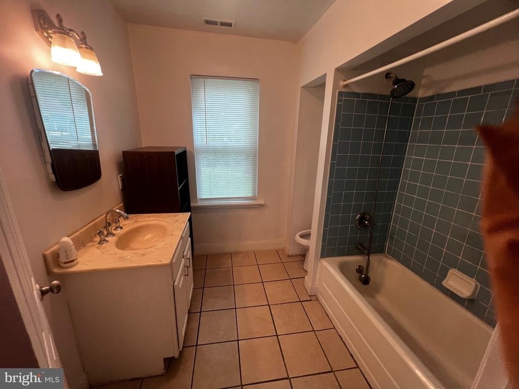5906 Benton Heights Avenue - Photo 17