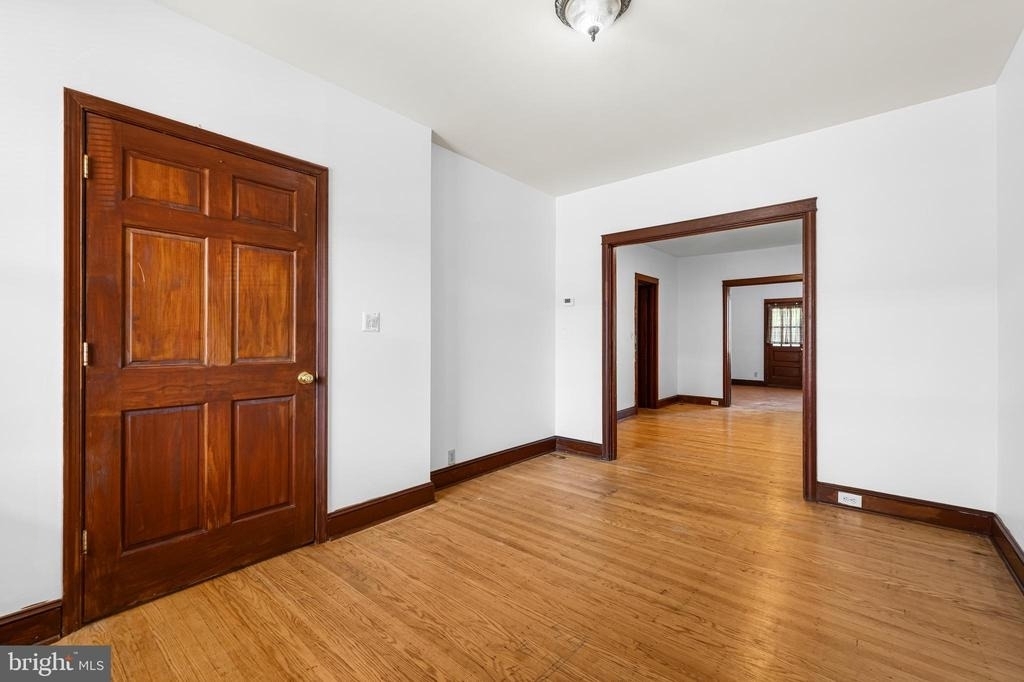 315 Elrino Street - Photo 2