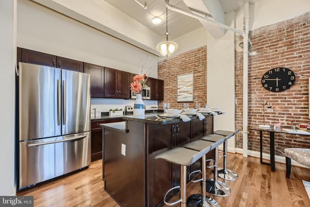 311 W Baltimore Street - Photo 4