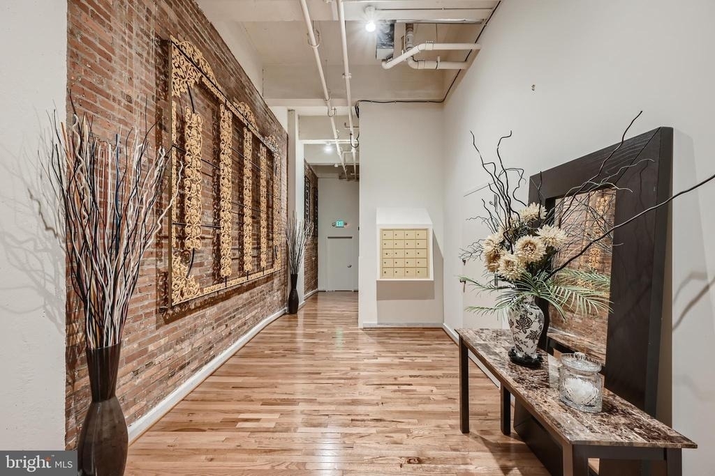 311 W Baltimore Street - Photo 12