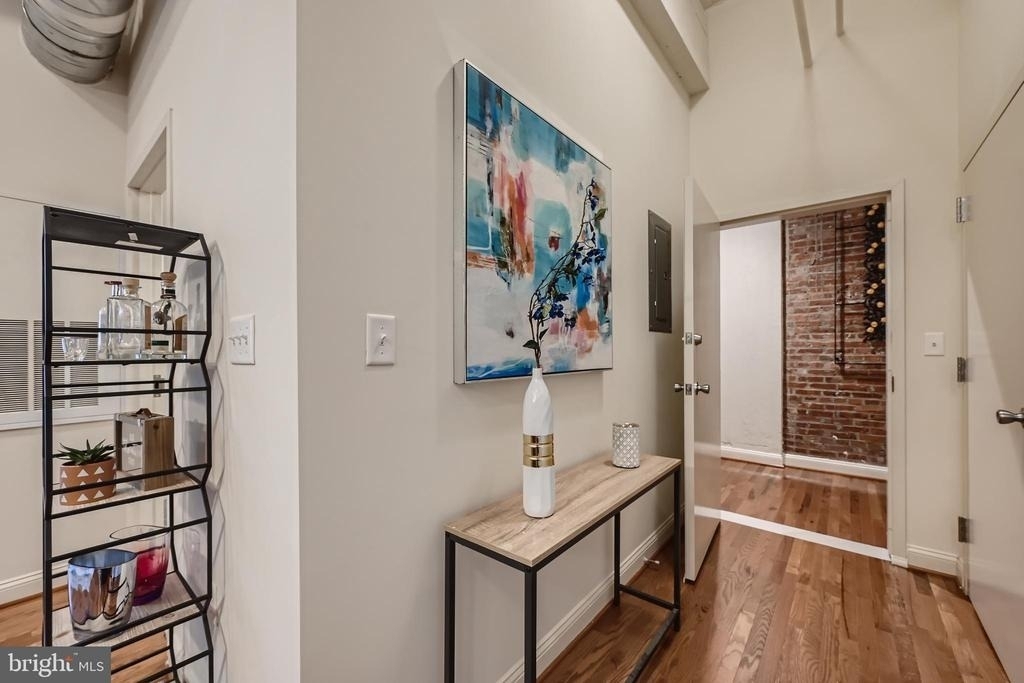 311 W Baltimore Street - Photo 11
