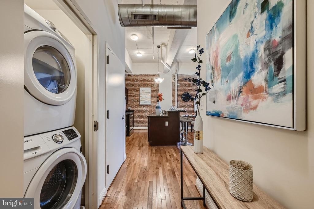 311 W Baltimore Street - Photo 10