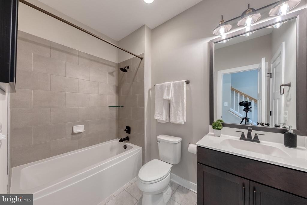 917 Grundy Street - Photo 7