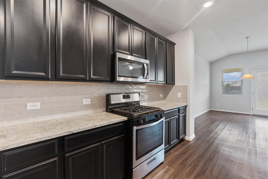 17300 Antioch Ave - Photo 9