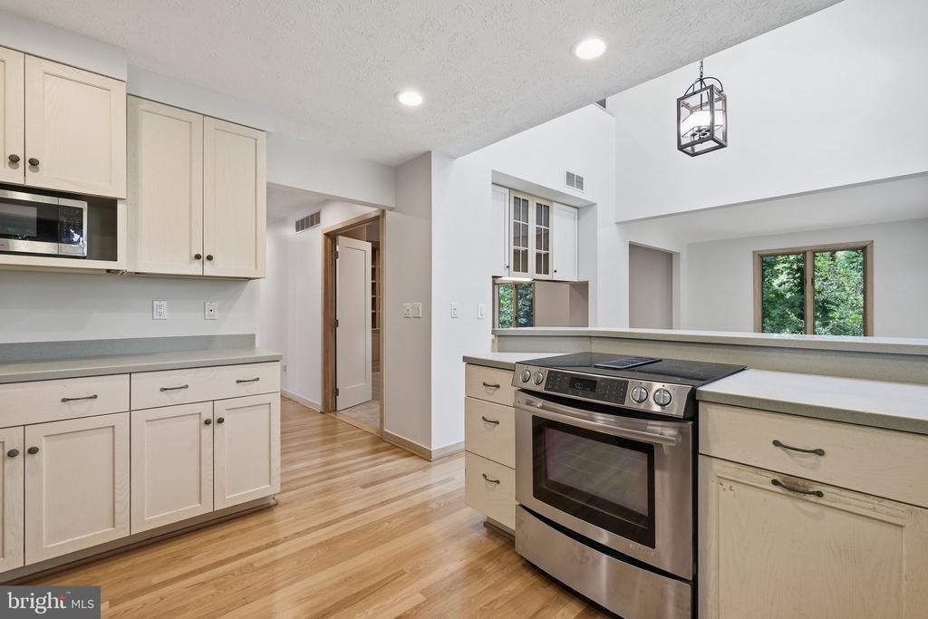 22 Poplar Point Road - Photo 8