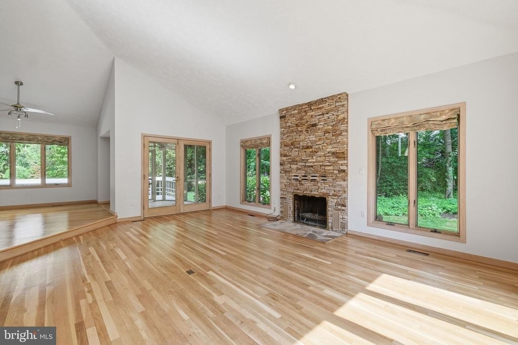 22 Poplar Point Road - Photo 2