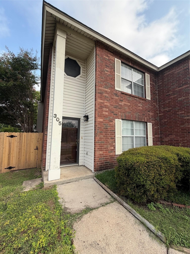 305 Stone Park - Photo 24