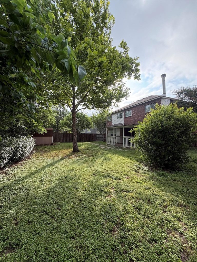 305 Stone Park - Photo 18