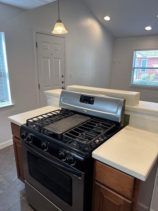 1116 Northwestern Ave - Photo 4