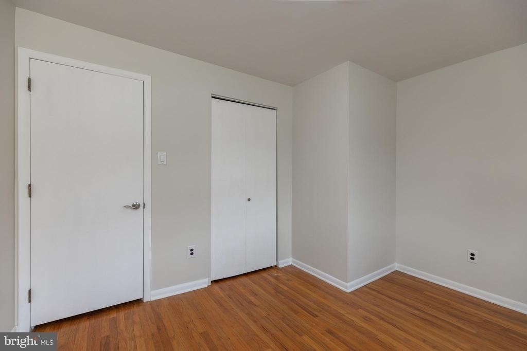 410 Woodlawn Avenue - Photo 36
