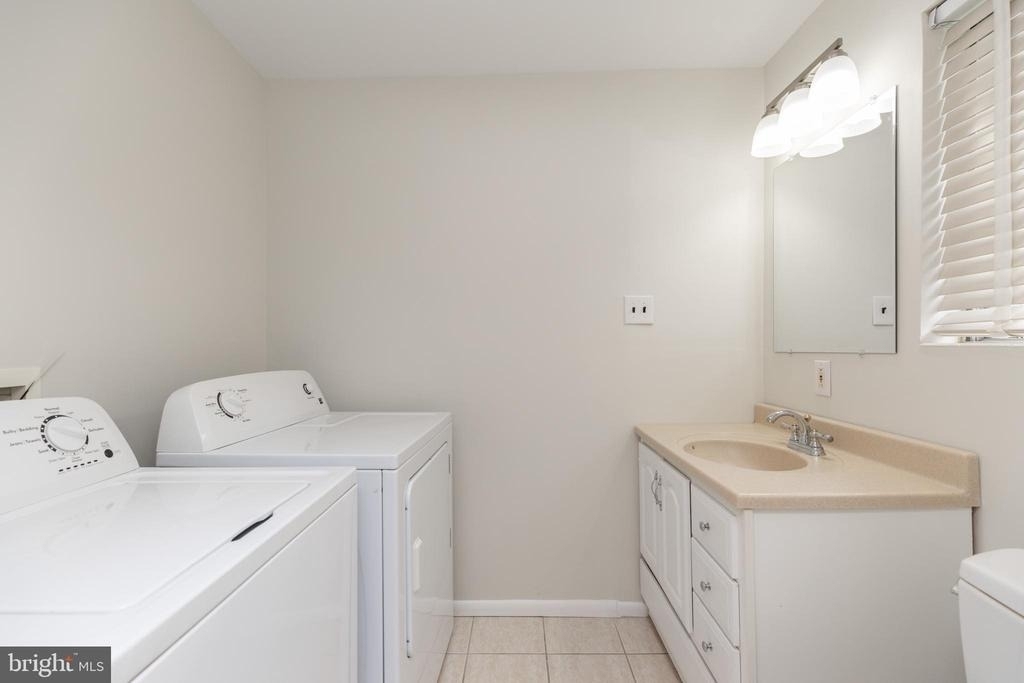 410 Woodlawn Avenue - Photo 19