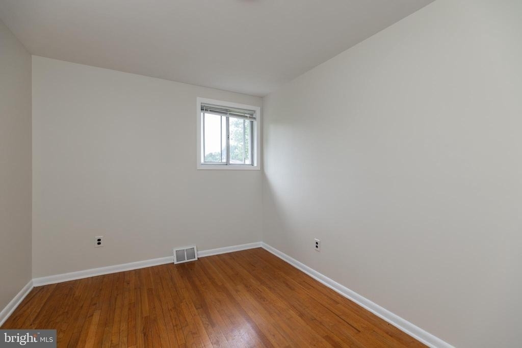 410 Woodlawn Avenue - Photo 31