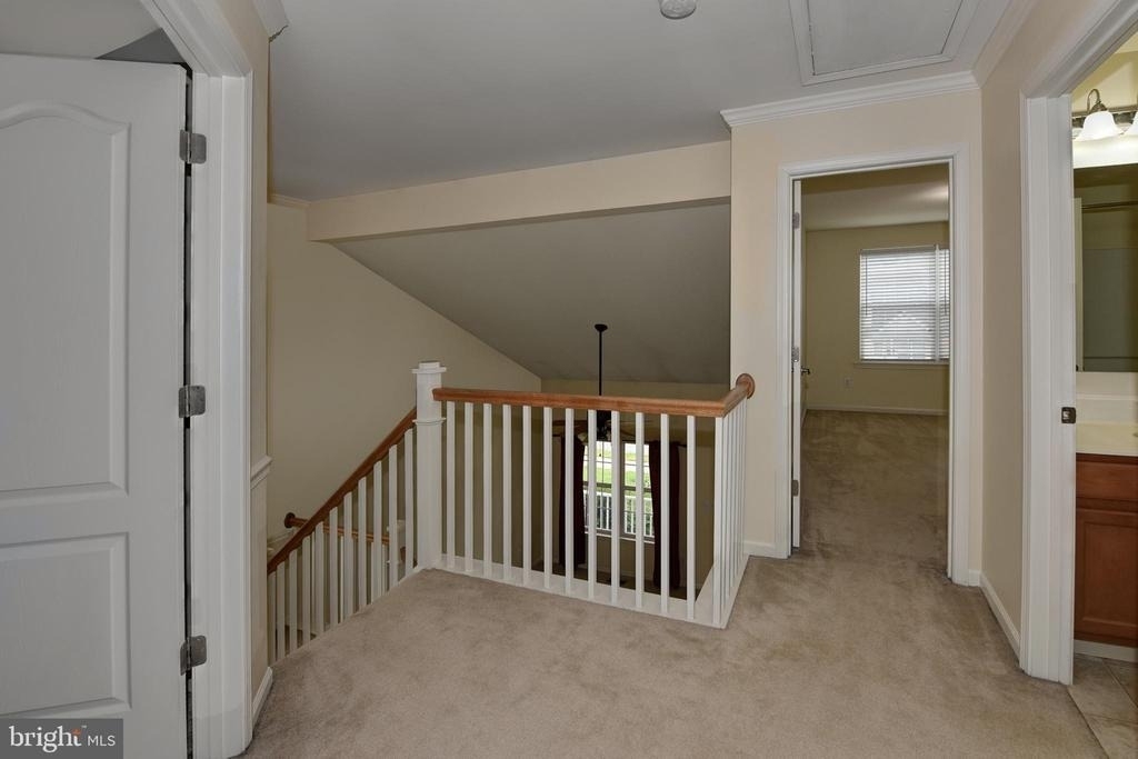 242 Avonbridge Drive - Photo 13