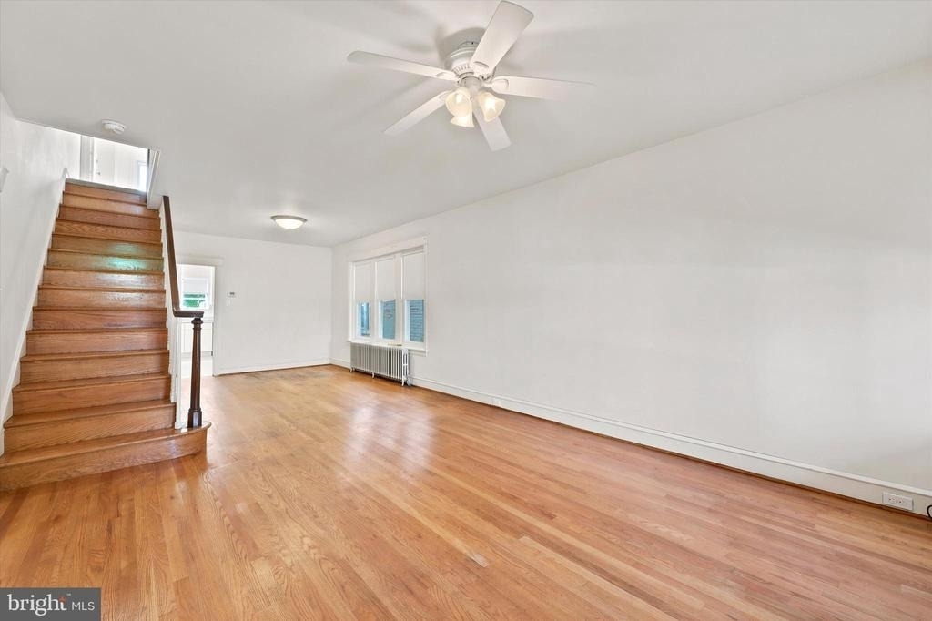 832 N Union Street - Photo 2