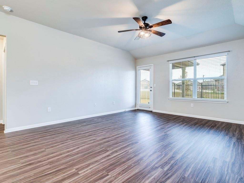 448 Dubina Ave - Photo 9