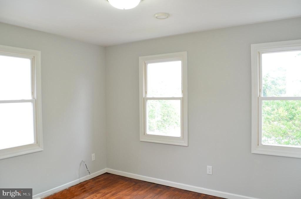 4801 Bass Place Se - Photo 2