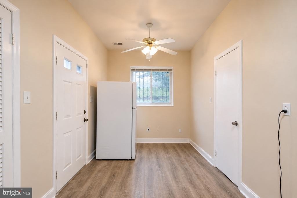 2834 R Street Se - Photo 17