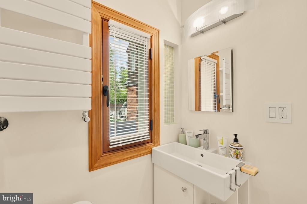 3111 Chain Bridge Road Nw - Photo 49