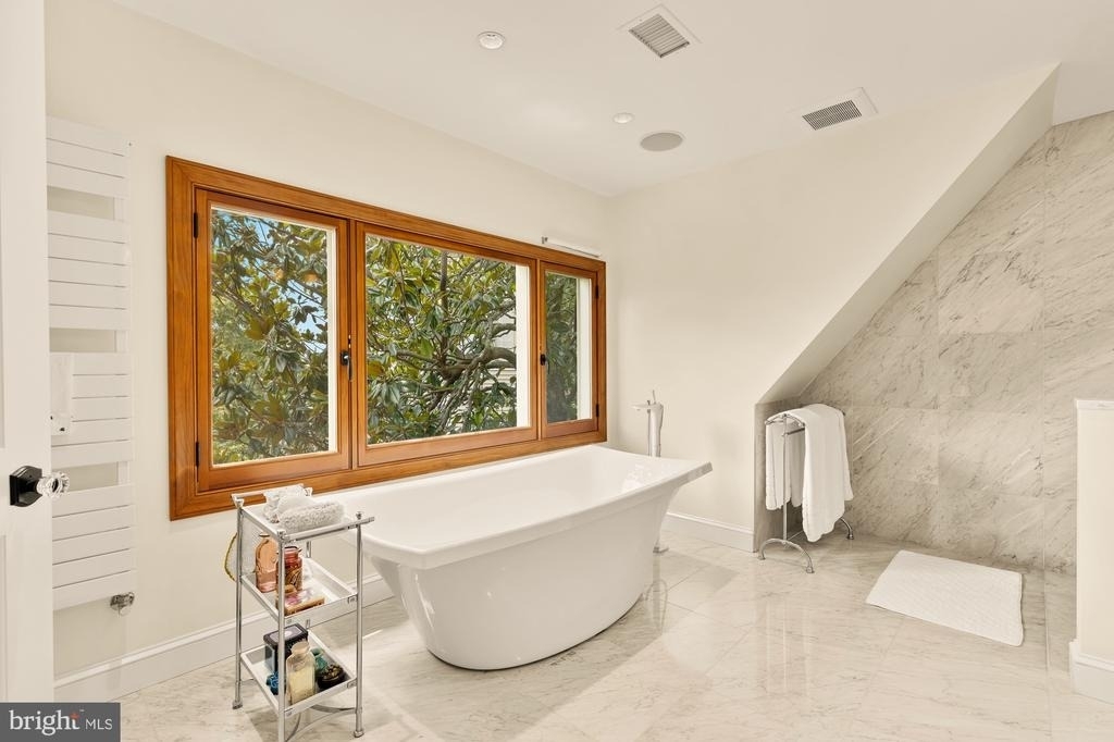 3111 Chain Bridge Road Nw - Photo 39