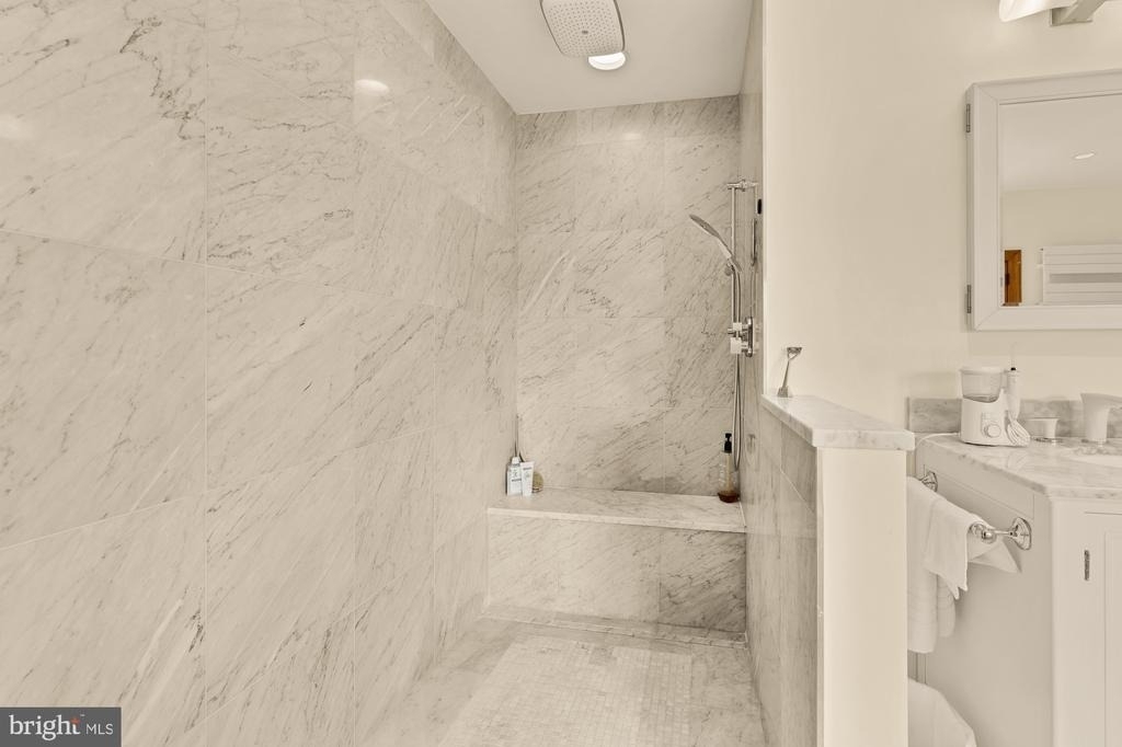 3111 Chain Bridge Road Nw - Photo 42