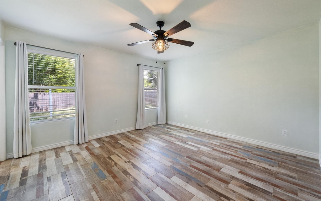 111 Quail Hollow Dr - Photo 5