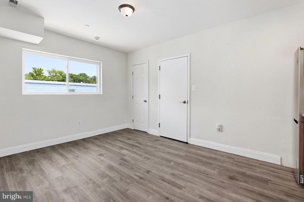 4230 6th Street Se - Photo 11