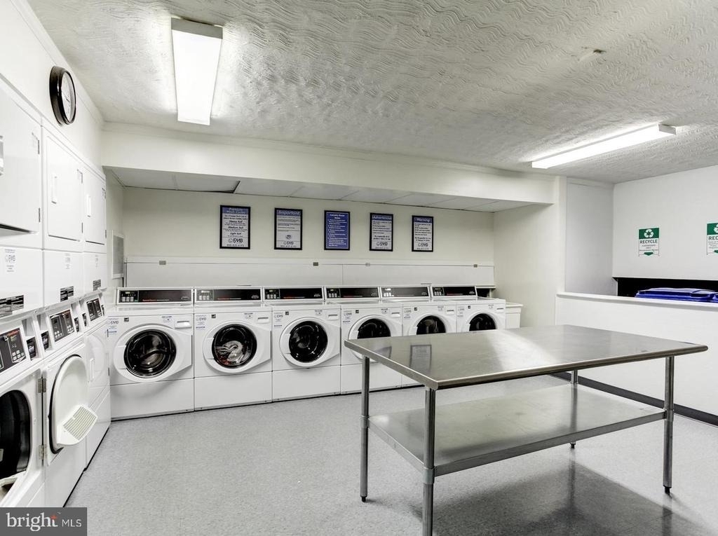 2400 41st Street Nw - Photo 23