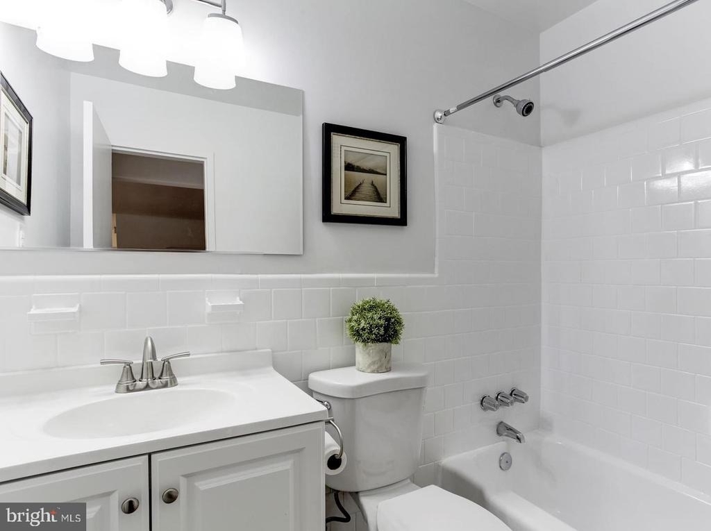 2400 41st Street Nw - Photo 19