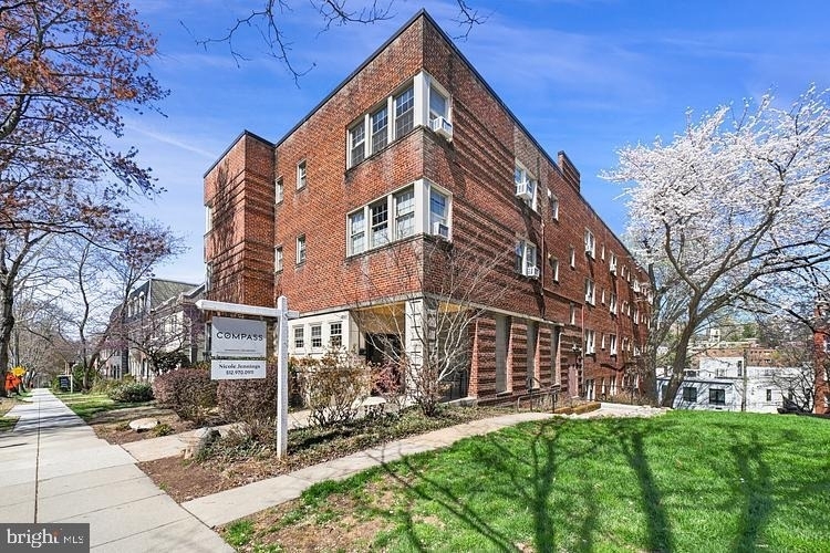3925 Davis Place Nw - Photo 22