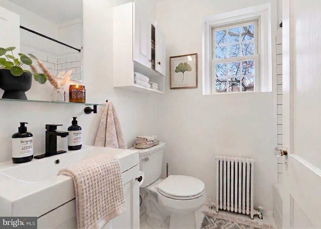 3925 Davis Place Nw - Photo 3