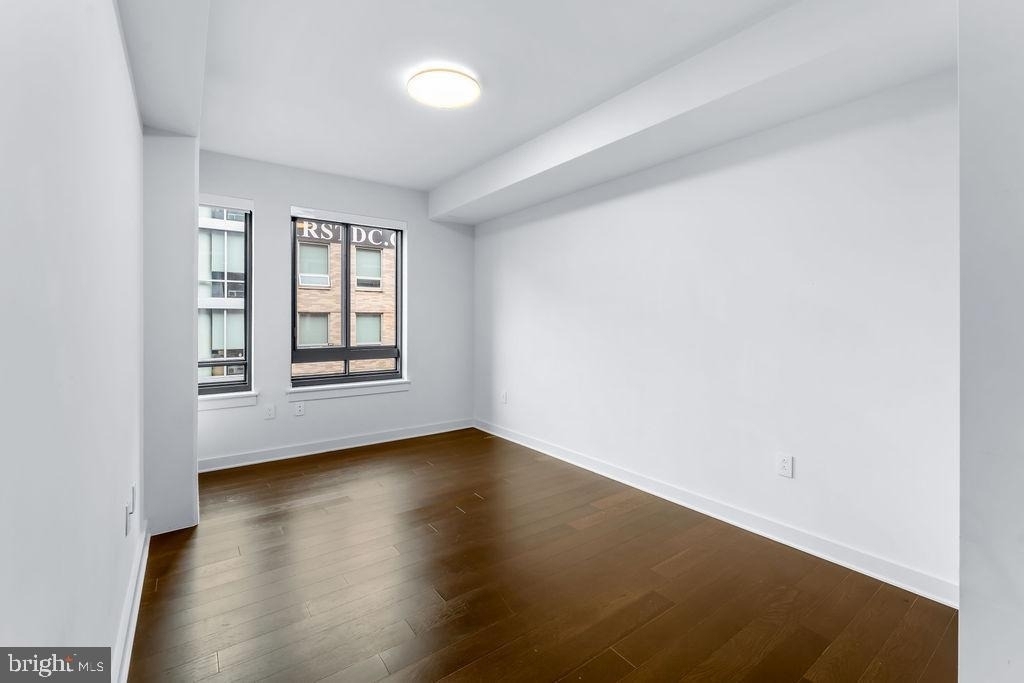 70 N Street Se - Photo 18