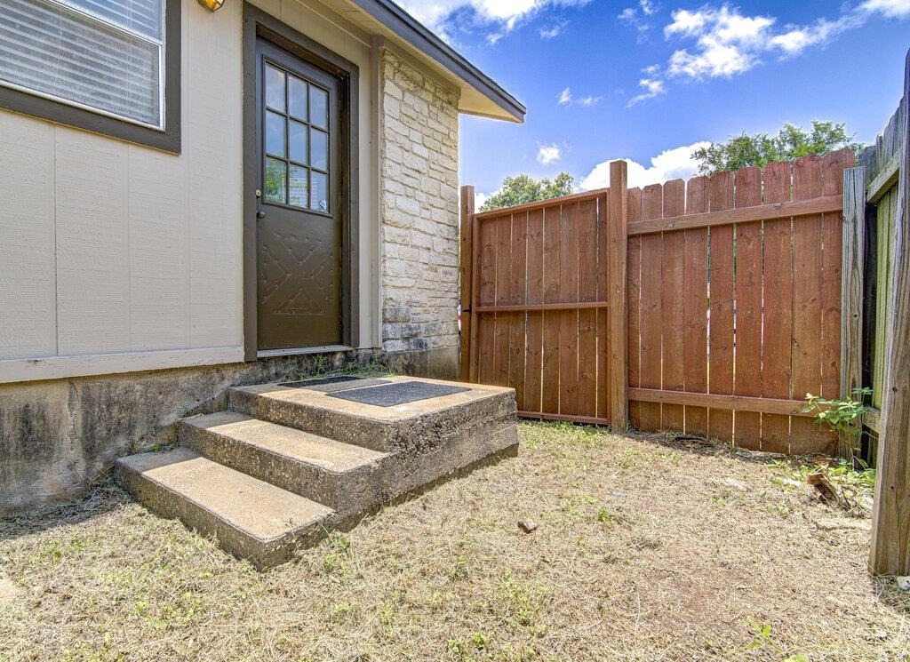9624 Sugar Hill Dr - Photo 16