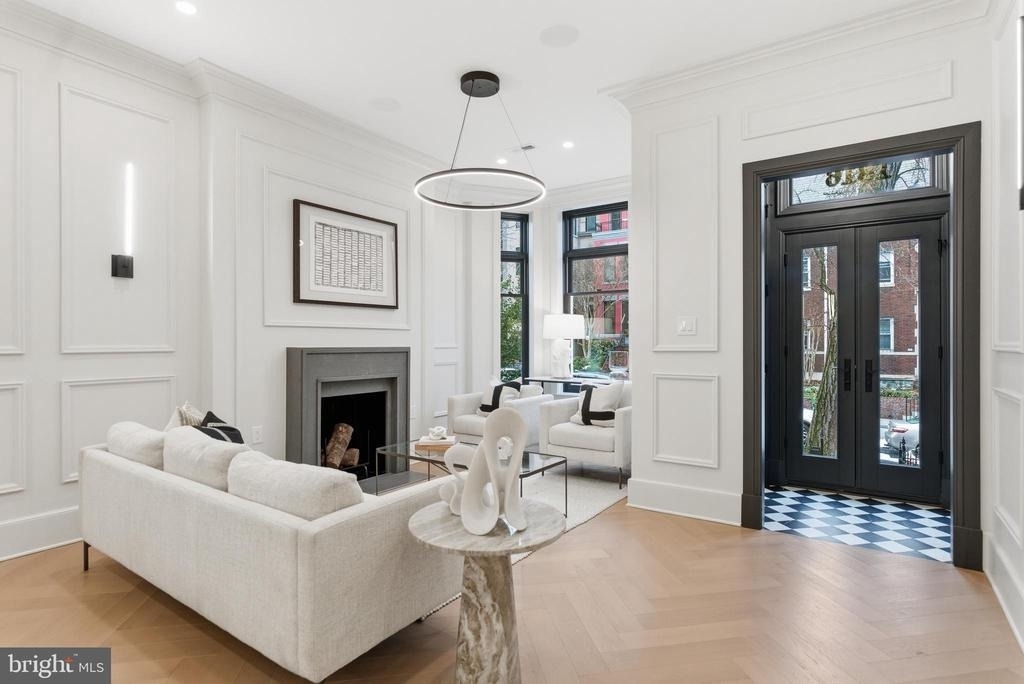 1816 Belmont Road Nw - Photo 18