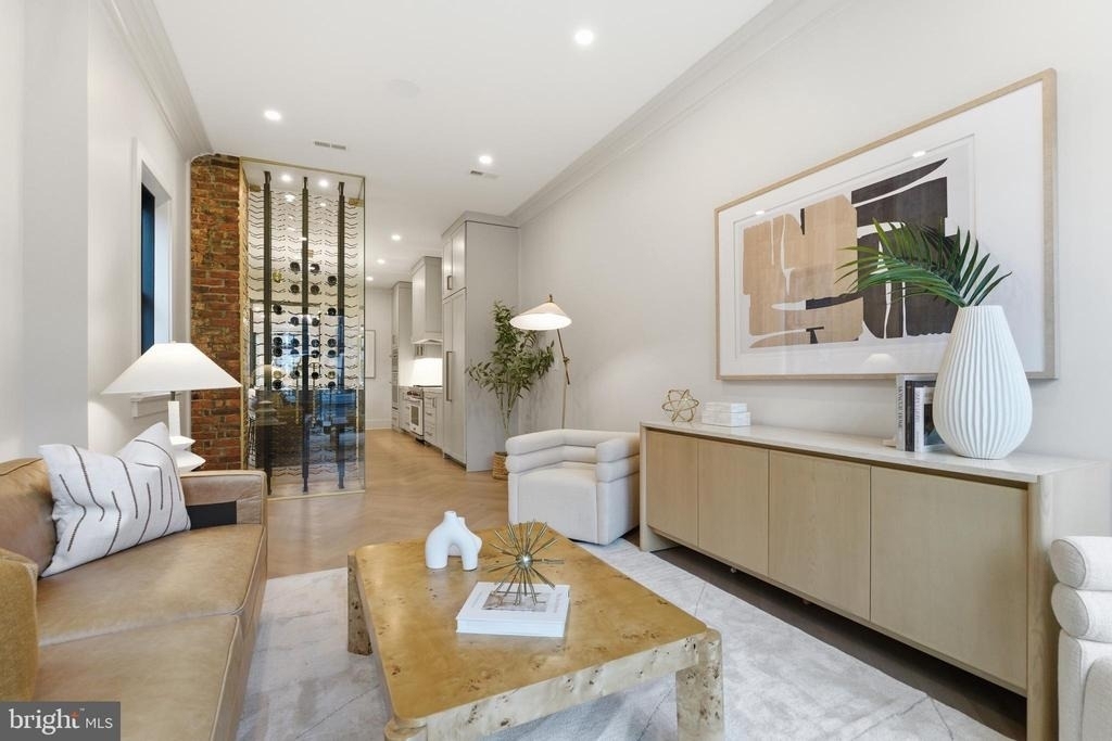 1816 Belmont Road Nw - Photo 32
