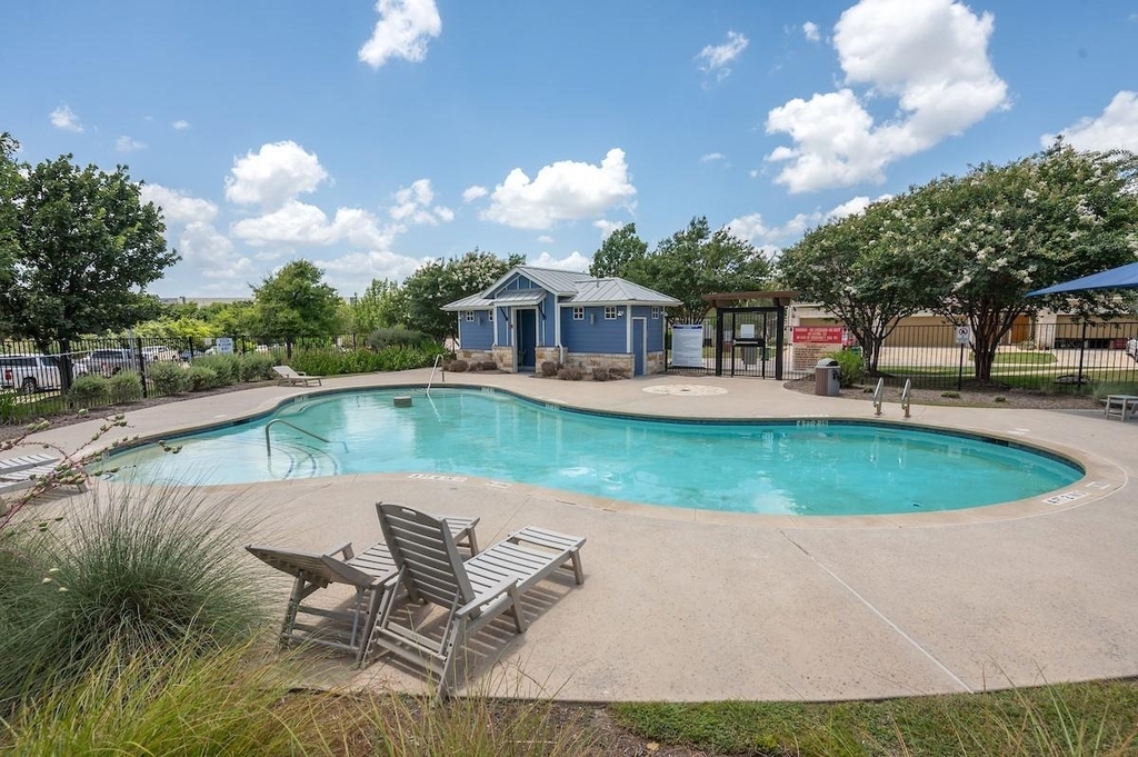 1620 Bryant Dr - Photo 19