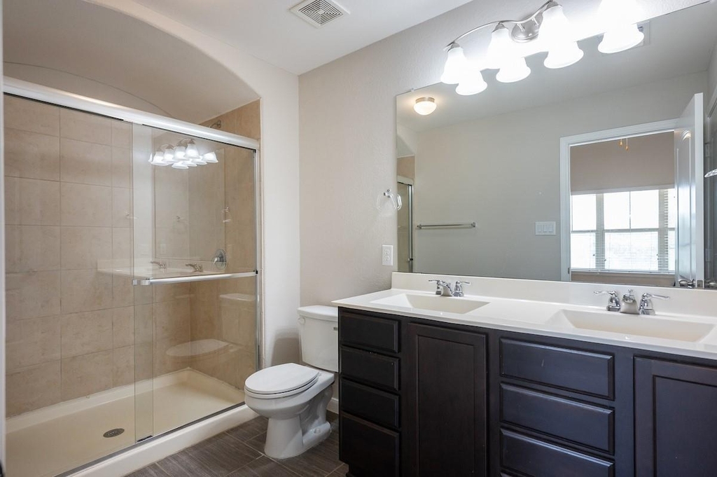 1620 Bryant Dr - Photo 16