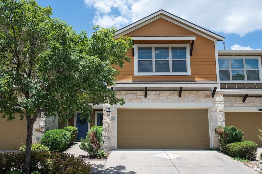 1620 Bryant Dr - Photo 1