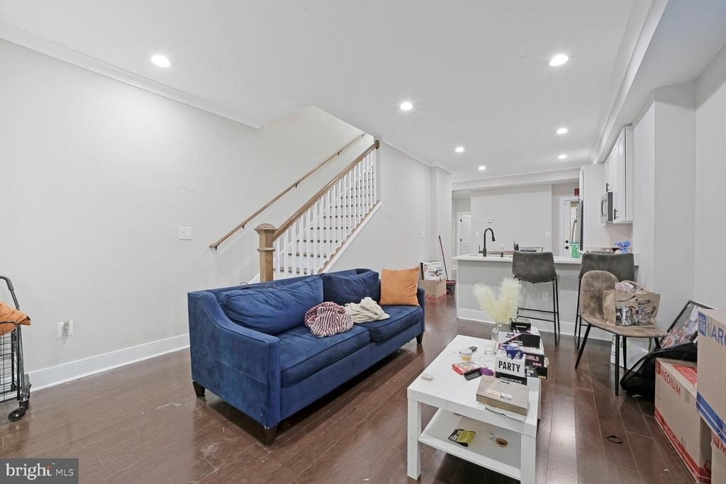 608 Irving Street Nw - Photo 2