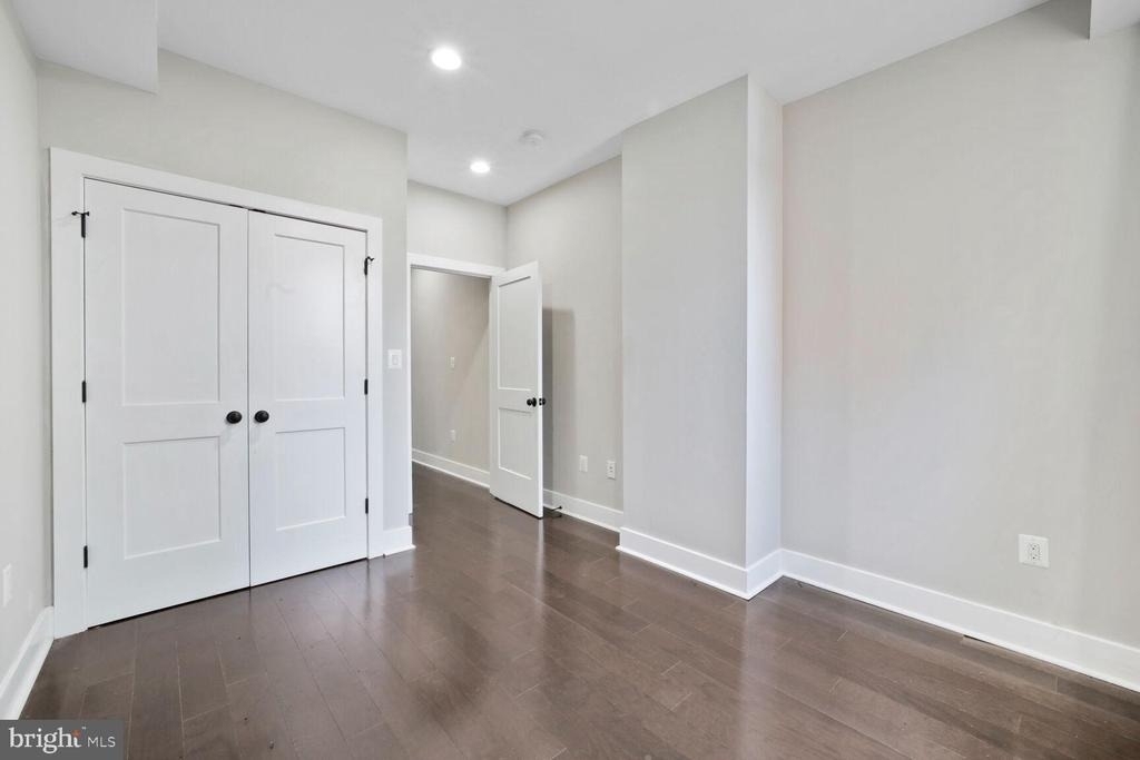 608 Irving Street Nw - Photo 7