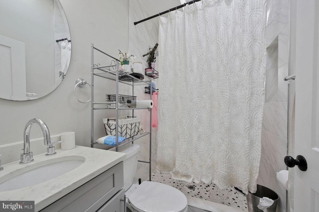 608 Irving Street Nw - Photo 12